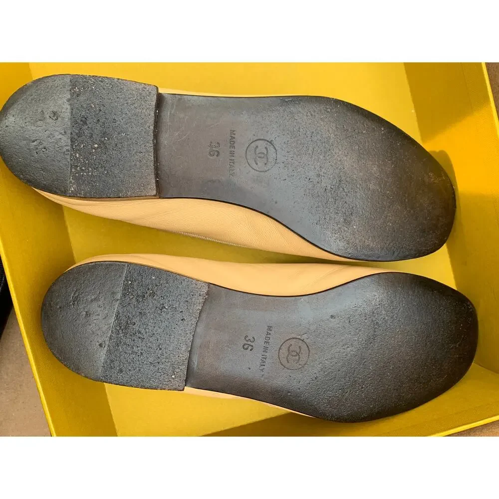 Authentic Chanel Lambskin Leather Ballet Flats EU 36 Two Tone Beige Black CC Tan